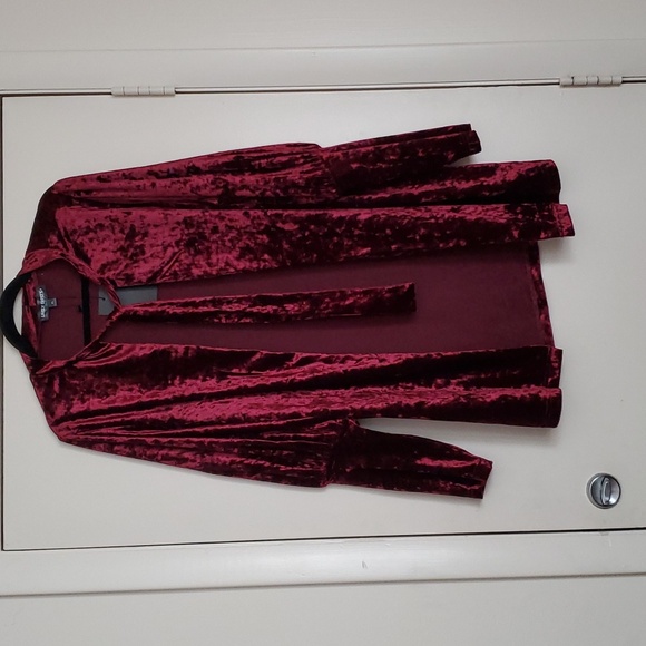 Lively Ghosts Sweaters - *NWT* Lively Ghost's Red Vampyre Vodoo Cardigan (Red)